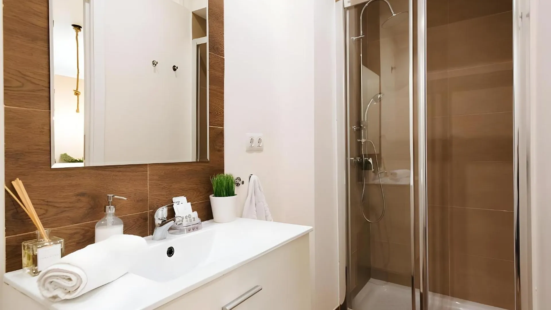 Eva Recommends Lineros Apartment Seville 0*,