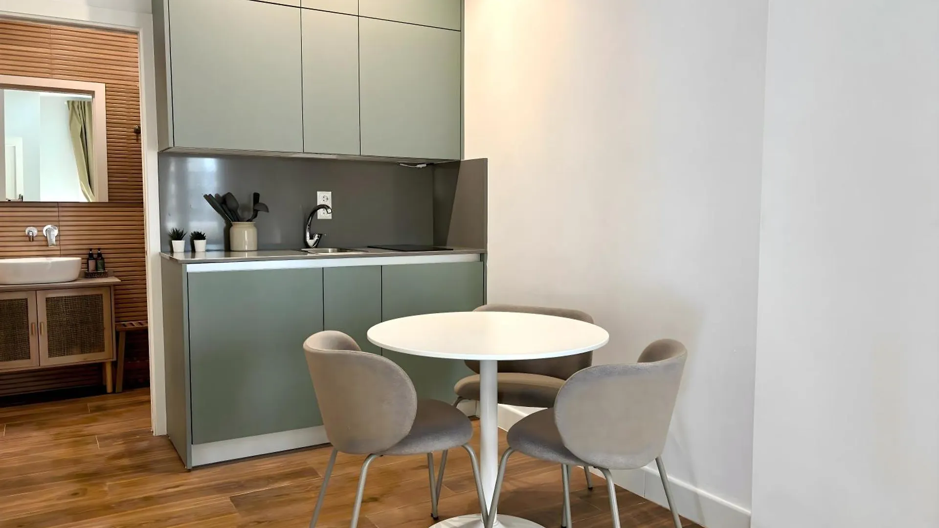 Eva Recommends Lineros Apartment Seville