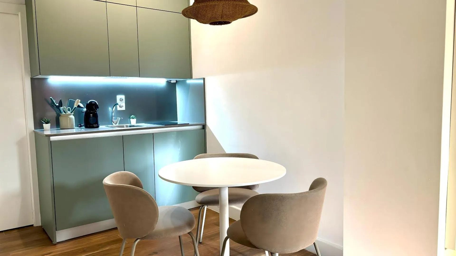 Eva Recommends Lineros Apartment Seville 0*,  Spain
