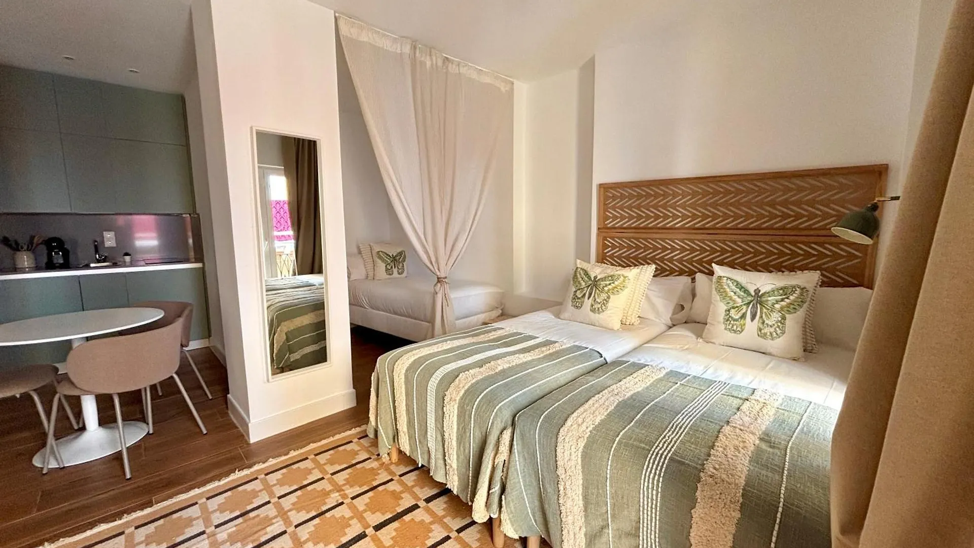 Eva Recommends Lineros Apartment Seville
