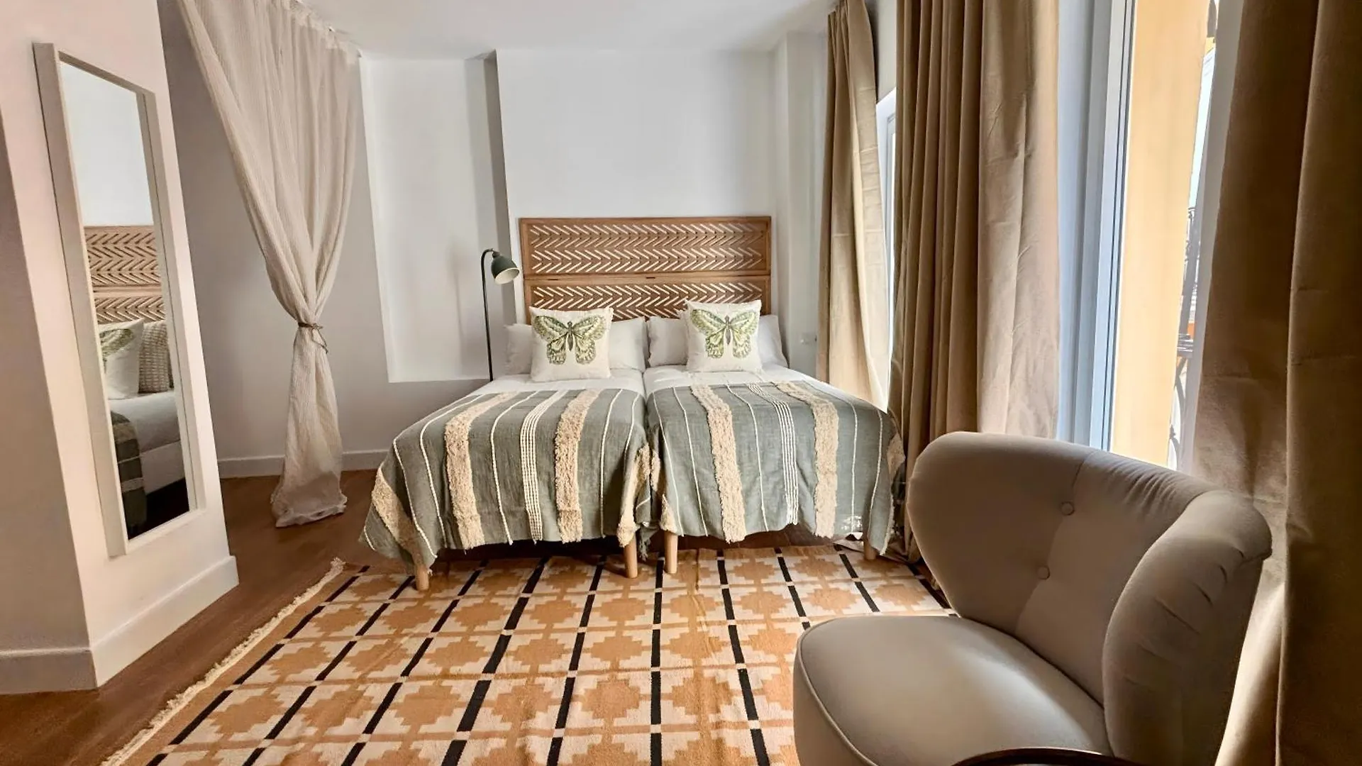 Eva Recommends Lineros Apartment Seville